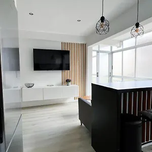  Apartamento Modern In Town Centre