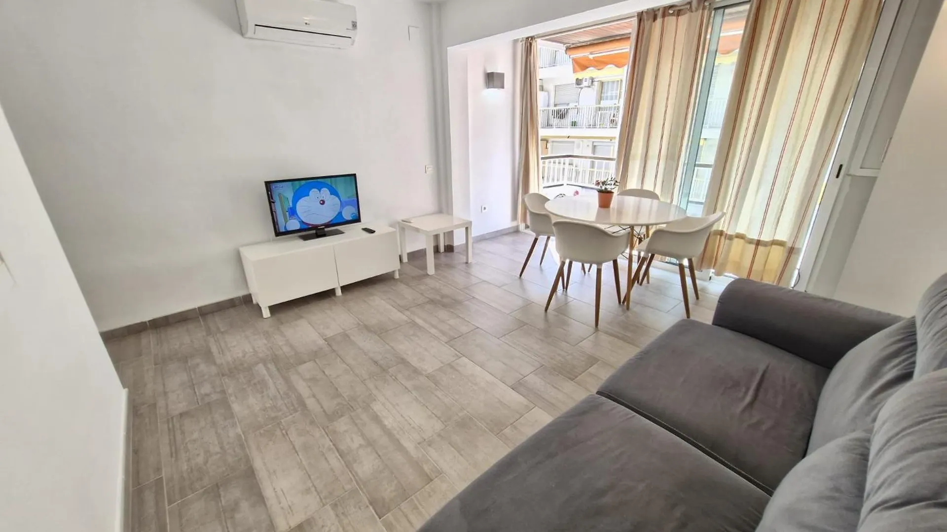Apartment Salou Centro Primera Linea De Mar Spain